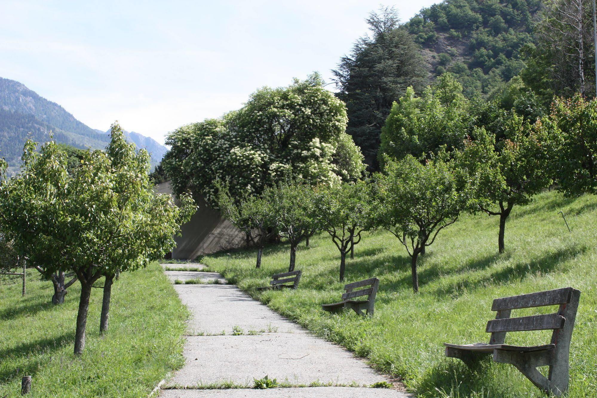 Hotel & Bildungshaus St. Jodern Visp Zewnętrze zdjęcie